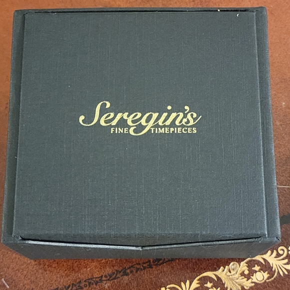 New Zona Quartz Watch - Picture 5 of 5